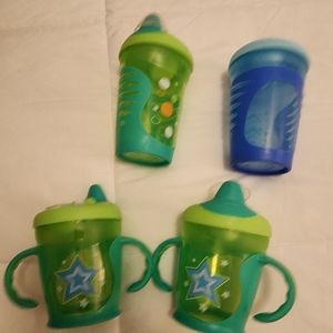 Tommie tippee hold tight trainer sippy cups.